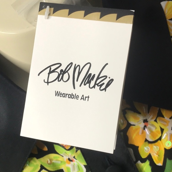 NWT Bob Mackie wearable art 100% silk with sequins button down blouse floral - Picture 4 of 9